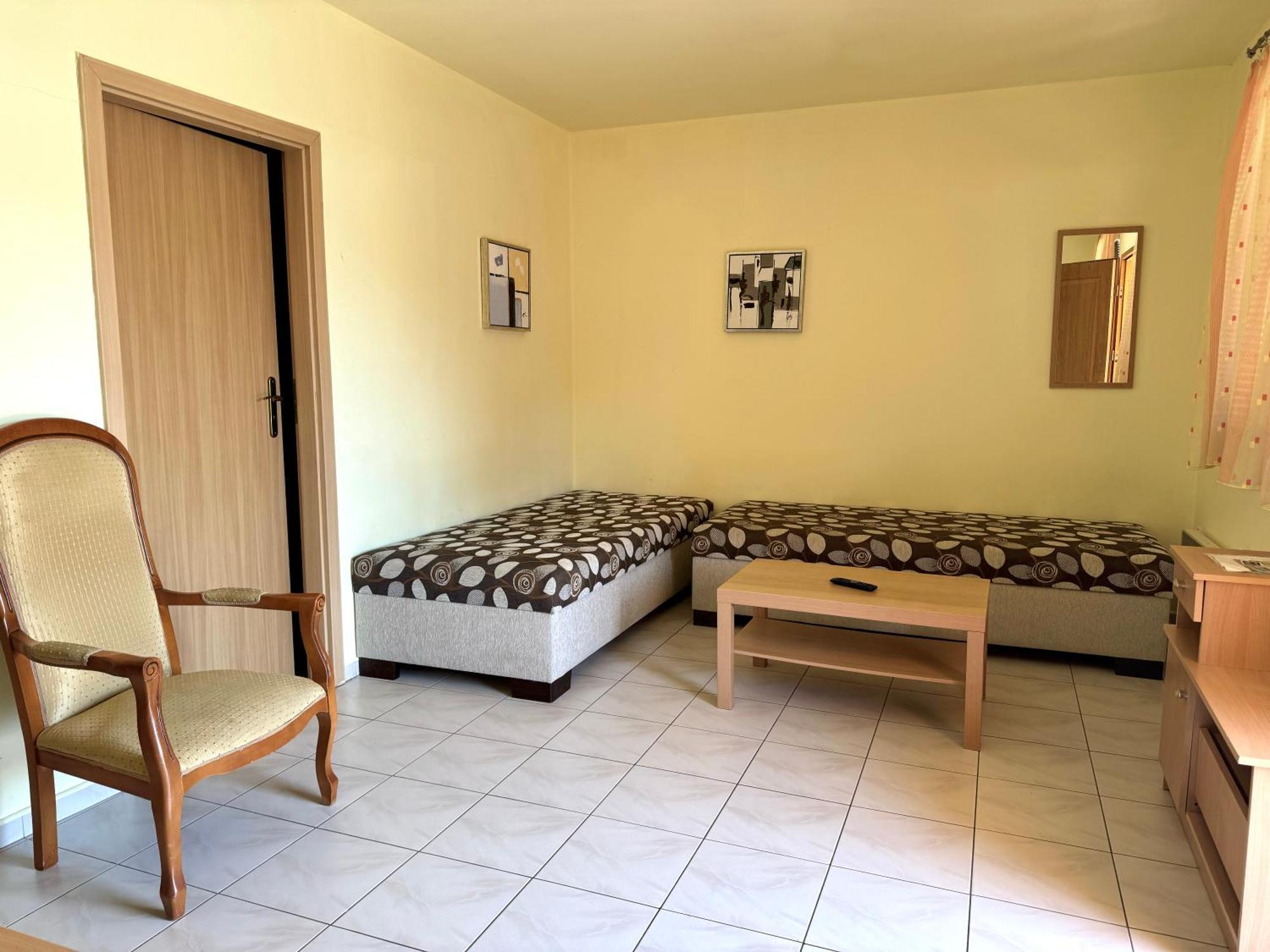 Apartmany Hawaii Patince Bagian luar foto